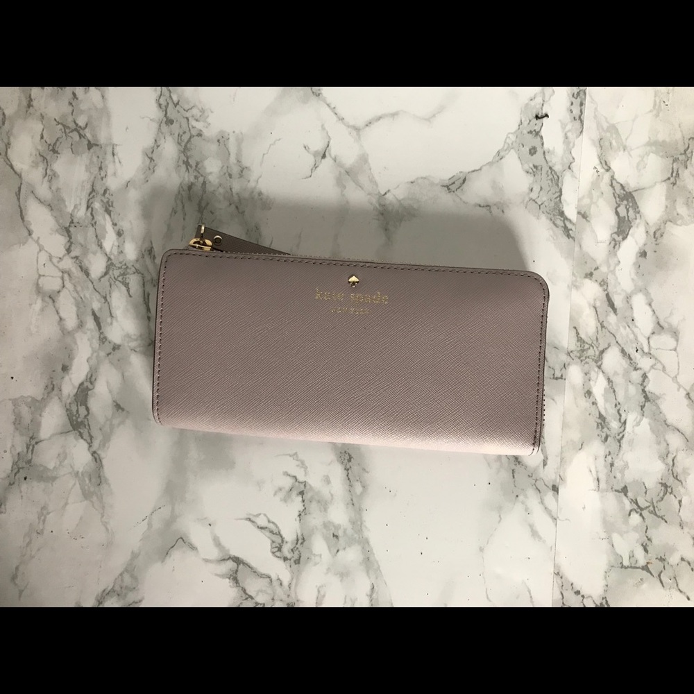 Kate Spade ♠️ wallet